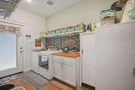 36 W Green Oak Rockport TX 78382