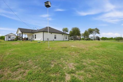 36 W Green Oak Rockport TX 78382