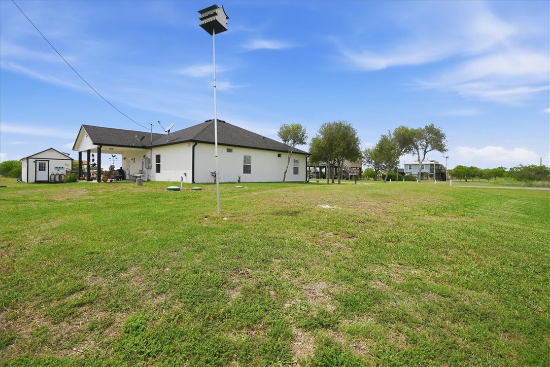 36 W Green Oak Rockport TX 78382