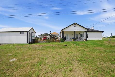 36 W Green Oak Rockport TX 78382