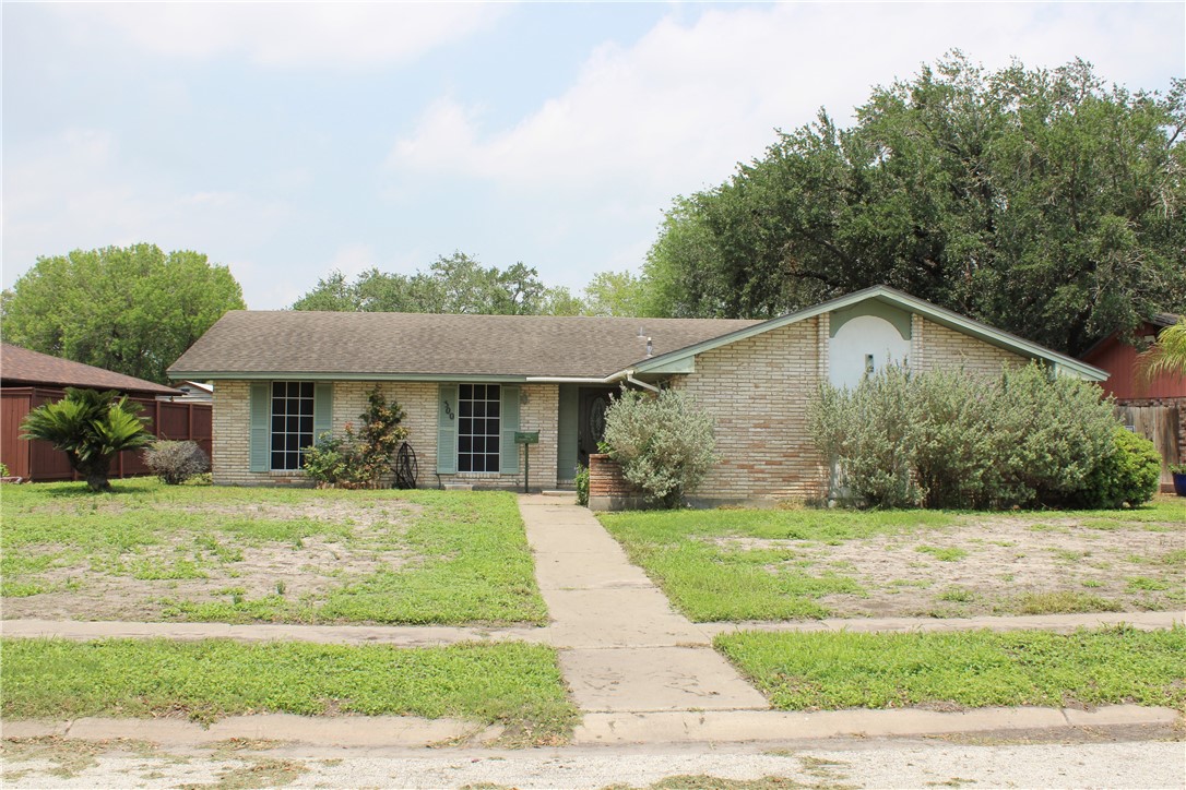 300 S Pasadena Drive Kingsville TX 78363