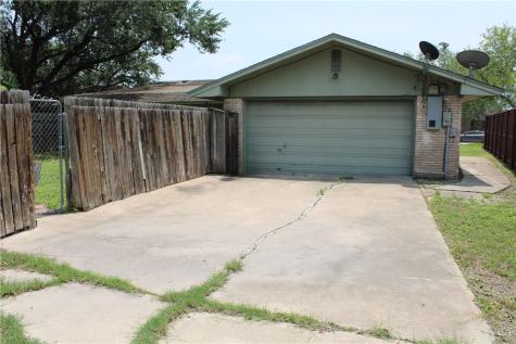 300 S Pasadena Drive Kingsville TX 78363