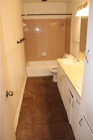 300 S Pasadena Drive Kingsville TX 78363