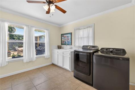 609 Peerman Place Corpus Christi TX 78411