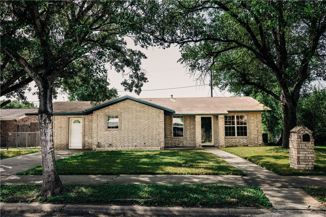 1615 E Fordyce Avenue Kingsville TX 78363