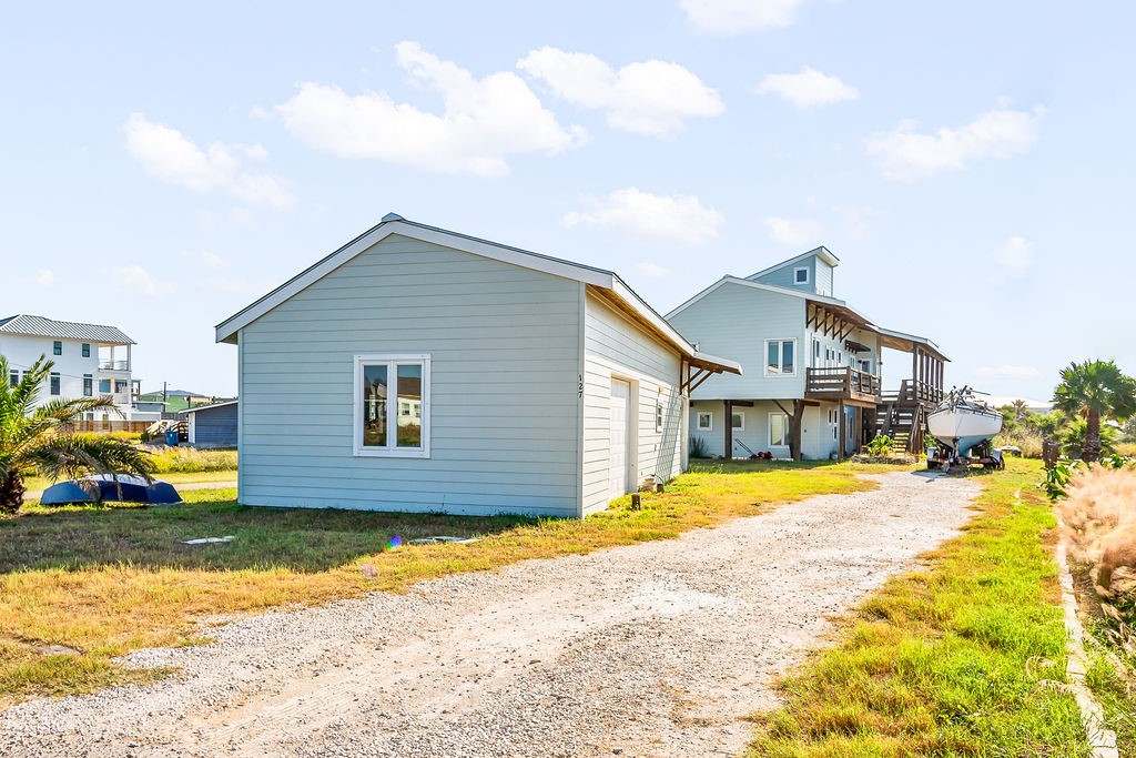 127 Twelfth Street Port Aransas TX 78373
