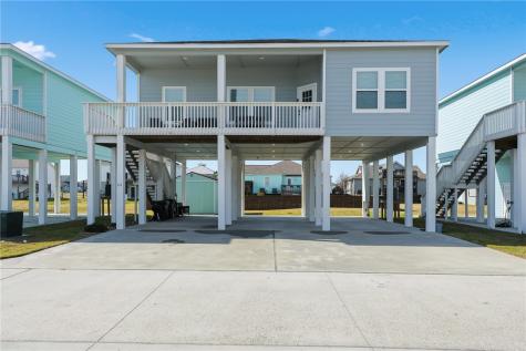 111 Paradise Drive Rockport TX 78382