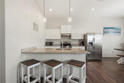 111 Paradise Drive Rockport TX 78382