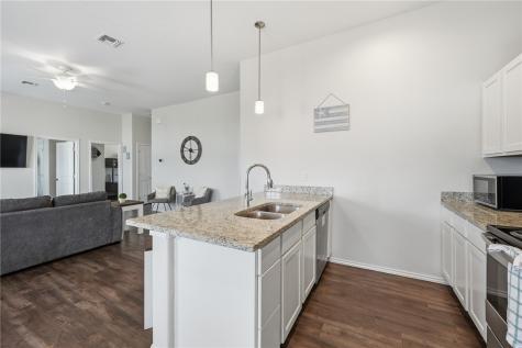 111 Paradise Drive Rockport TX 78382