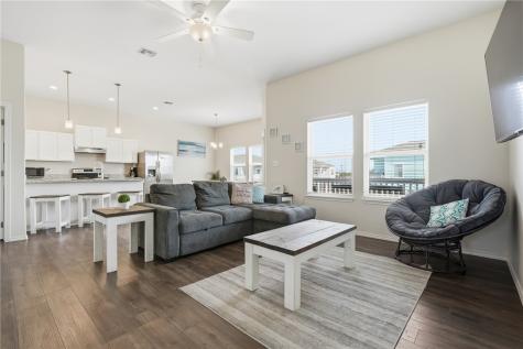 111 Paradise Drive Rockport TX 78382