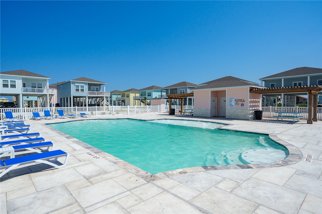111 Paradise Drive Rockport TX 78382