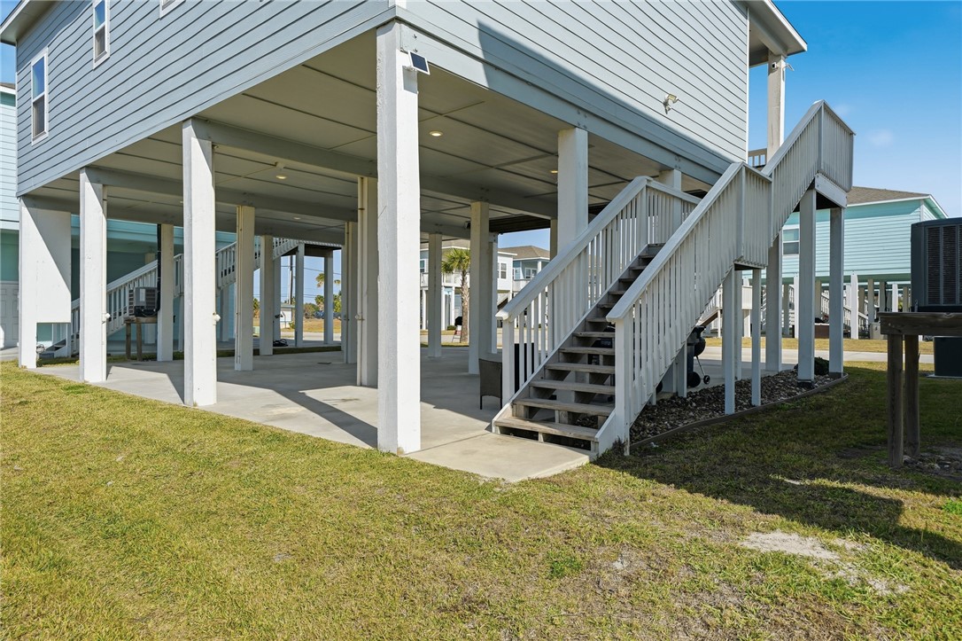 111 Paradise Drive Rockport TX 78382