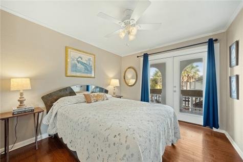14 Jamaica Drive Rockport TX 78382
