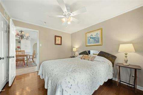 14 Jamaica Drive Rockport TX 78382