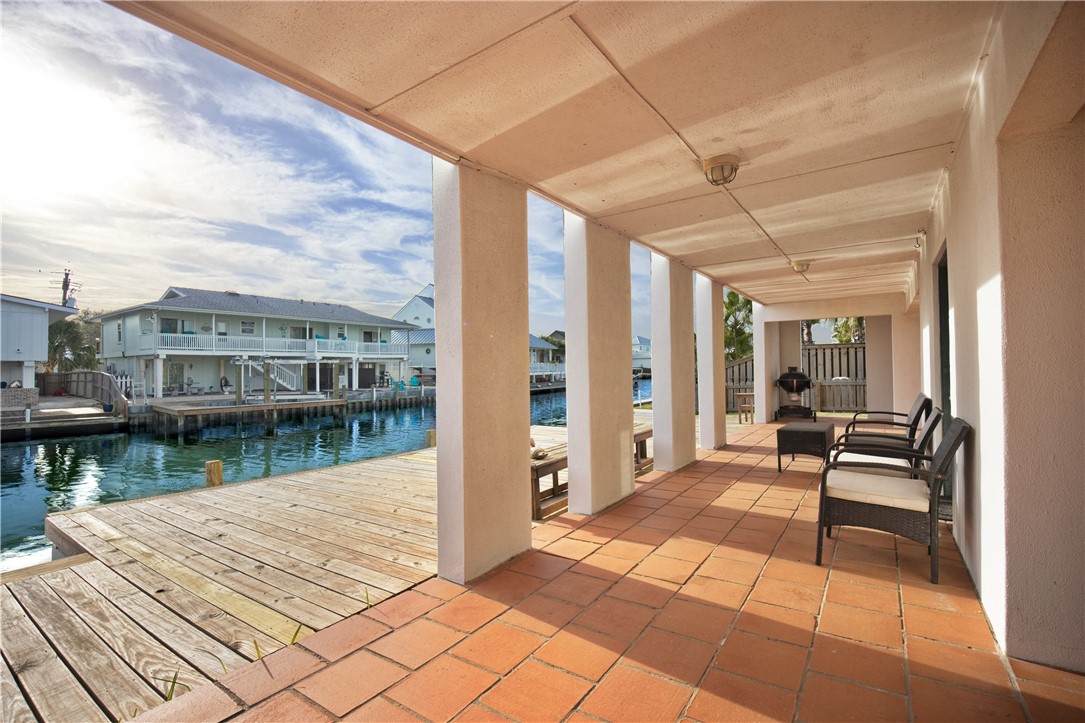 14 Jamaica Drive Rockport TX 78382