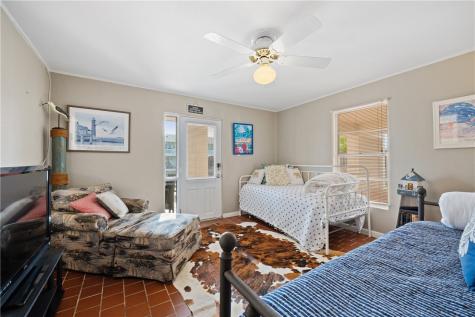 14 Jamaica Drive Rockport TX 78382