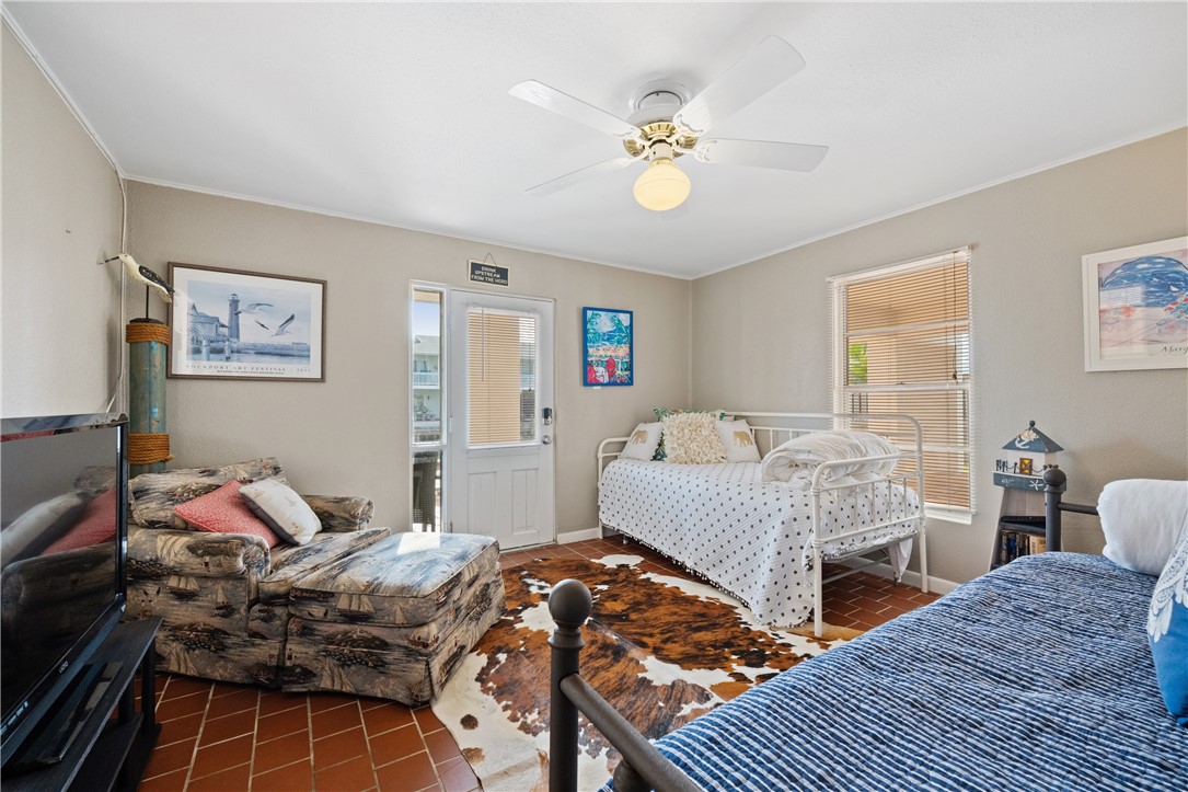 14 Jamaica Drive Rockport TX 78382