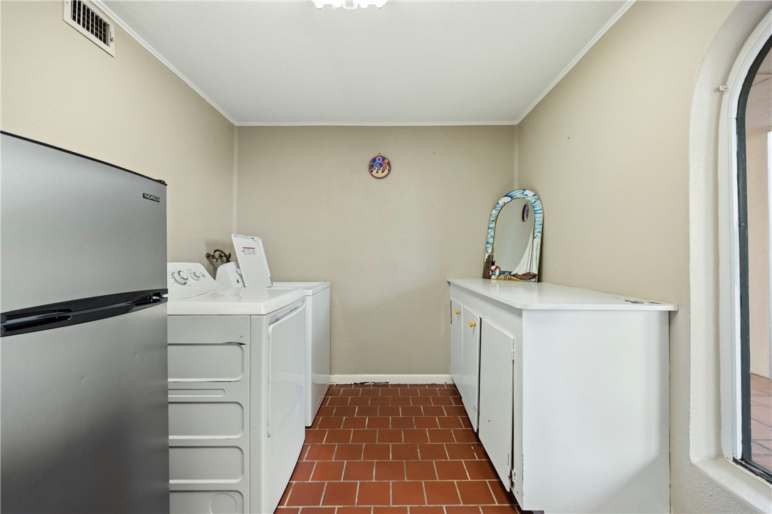 14 Jamaica Drive Rockport TX 78382