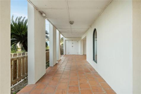 14 Jamaica Drive Rockport TX 78382