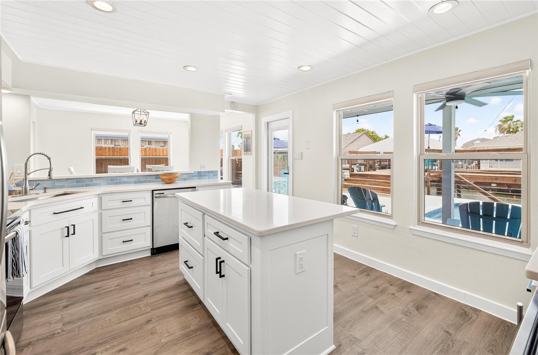 13818 Mizzen Street Corpus Christi TX 78418