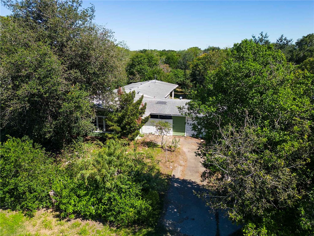 725 W Wildwood Drive Corpus Christi TX 78410