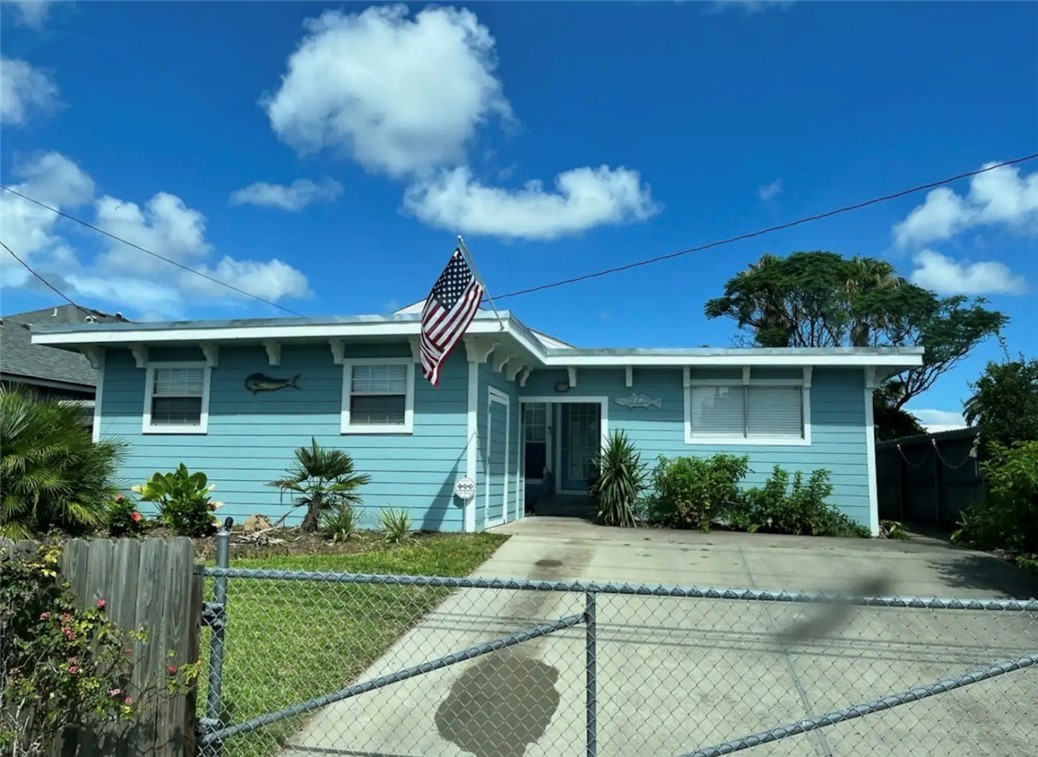 3417 Laguna Shores Corpus Christi TX 78418
