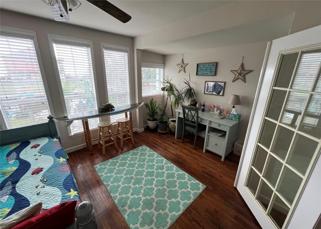 3417 Laguna Shores Corpus Christi TX 78418