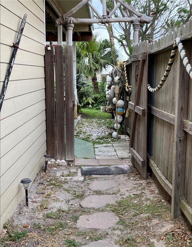 3417 Laguna Shores Corpus Christi TX 78418