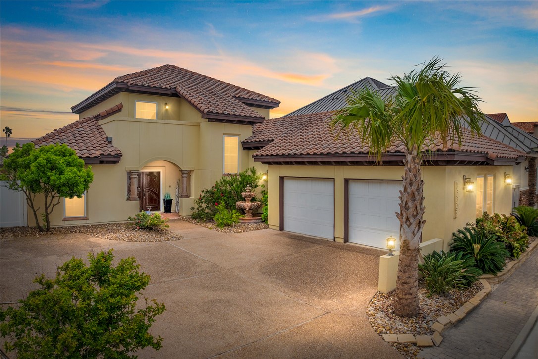 13825 Captains Row Corpus Christi TX 78418