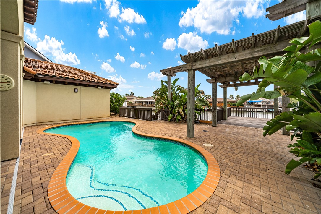 13825 Captains Row Corpus Christi TX 78418