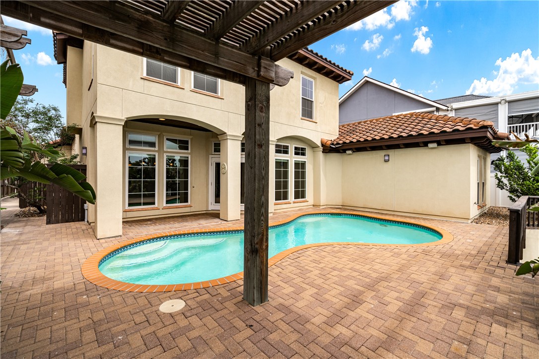 13825 Captains Row Corpus Christi TX 78418