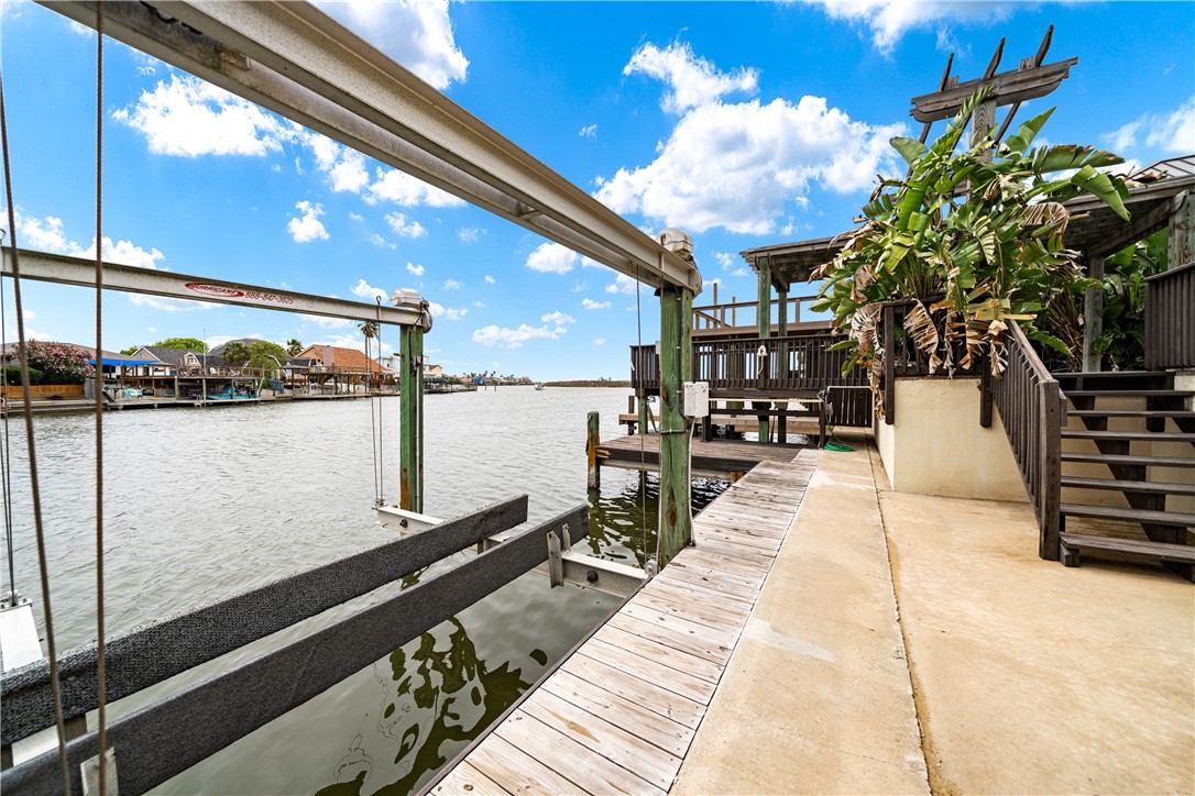 13825 Captains Row Corpus Christi TX 78418