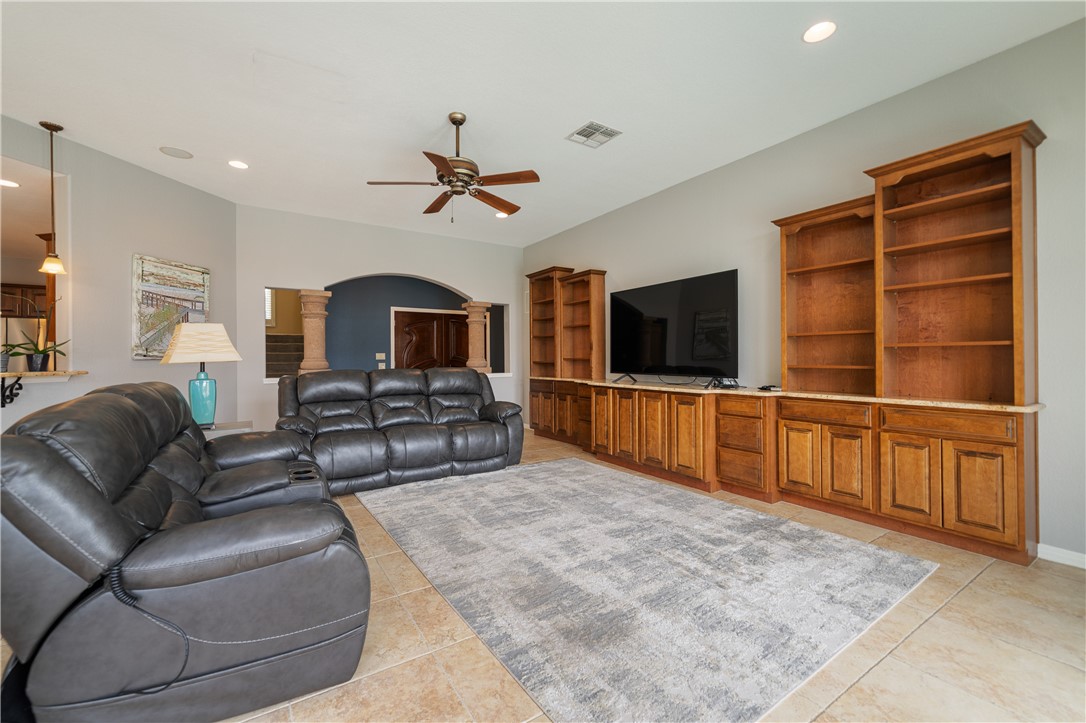 13825 Captains Row Corpus Christi TX 78418