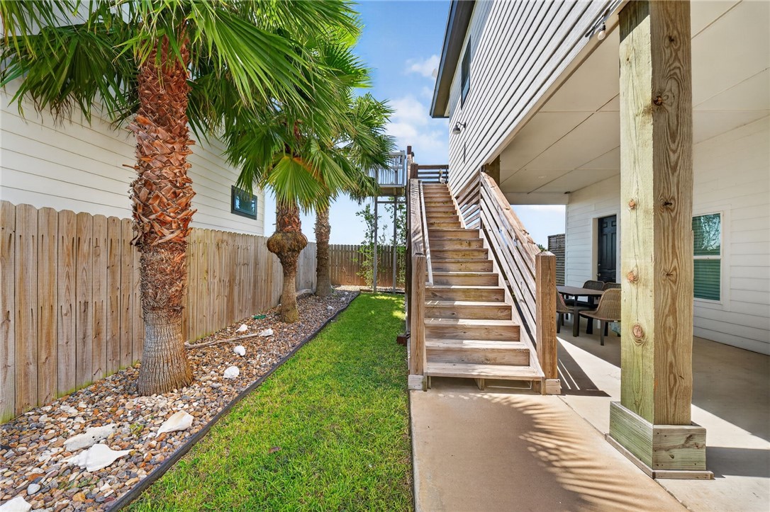 253 Port Lavaca Street Port Aransas TX 78373