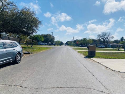 142 S 11 Street Aransas Pass TX 78336