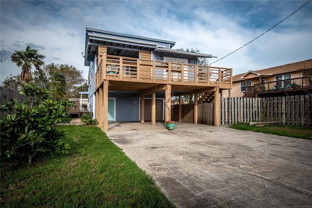 938 E Lakeside Drive Corpus Christi TX 78418