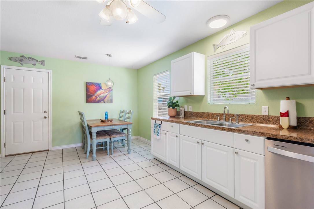 13714 Captain Kidd Drive Corpus Christi TX 78418