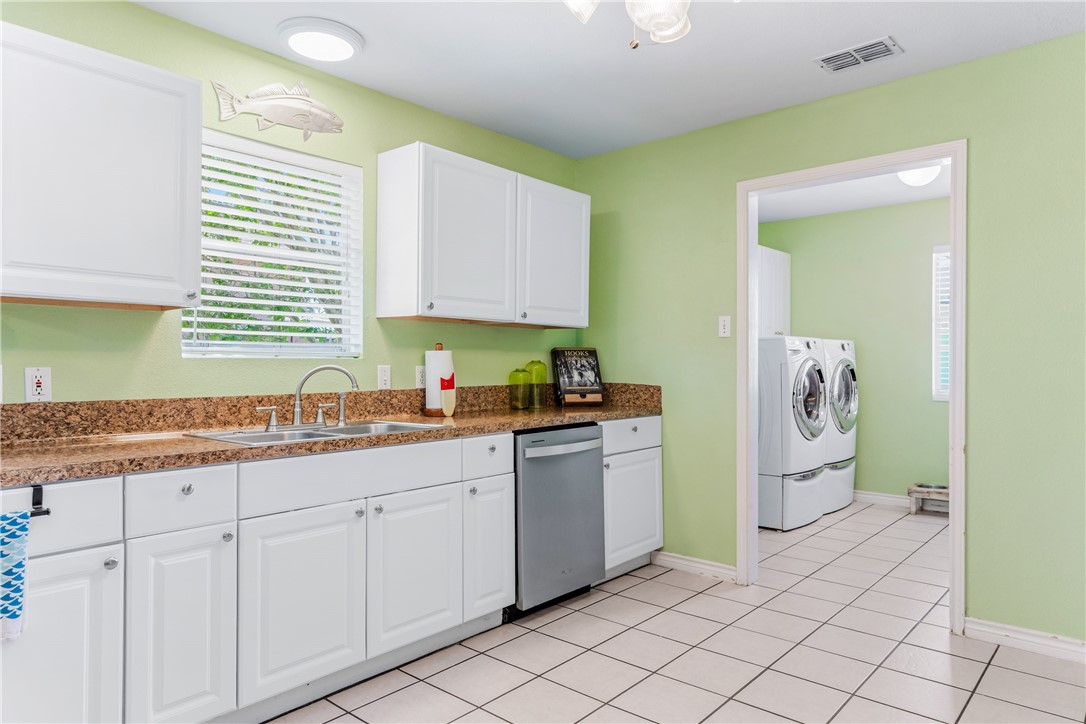 13714 Captain Kidd Drive Corpus Christi TX 78418