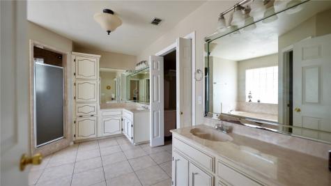 240 County Road 2112 Alice TX 78332
