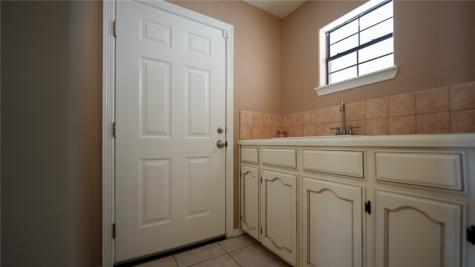 240 County Road 2112 Alice TX 78332