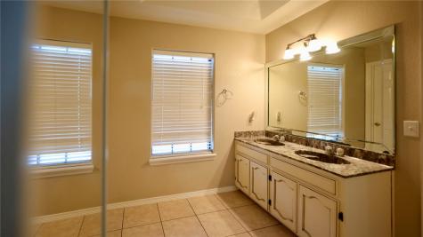 240 County Road 2112 Alice TX 78332