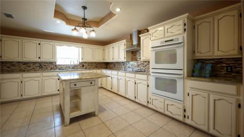 240 County Road 2112 Alice TX 78332