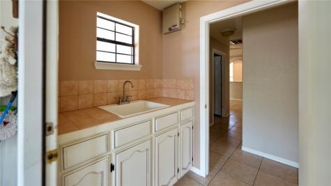 240 County Road 2112 Alice TX 78332