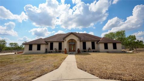 240 County Road 2112 Alice TX 78332