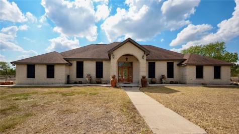 240 County Road 2112 Alice TX 78332