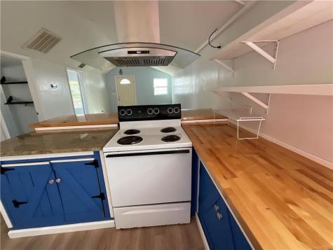 2806 Guadalupe Corpus Christi TX 78405