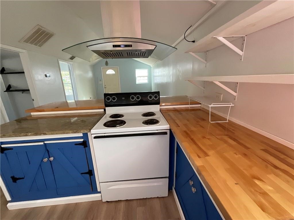 2806 Guadalupe Corpus Christi TX 78405