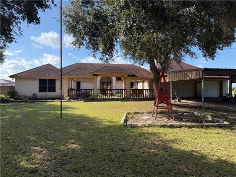 911 SW 11th Street Premont TX 78375