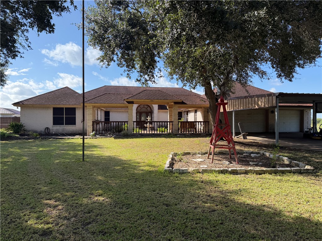 911 SW 11th Street Premont TX 78375