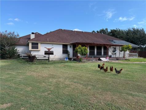 911 SW 11th Street Premont TX 78375